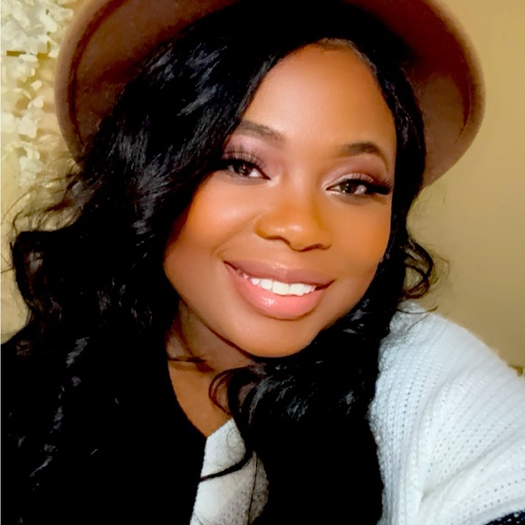 Meet your Posher, Regina - Picture 1 of 1